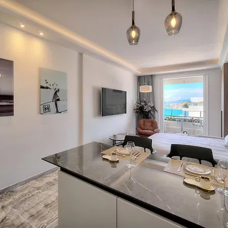 Luxury Superbe Miramar Croisette * 칸느